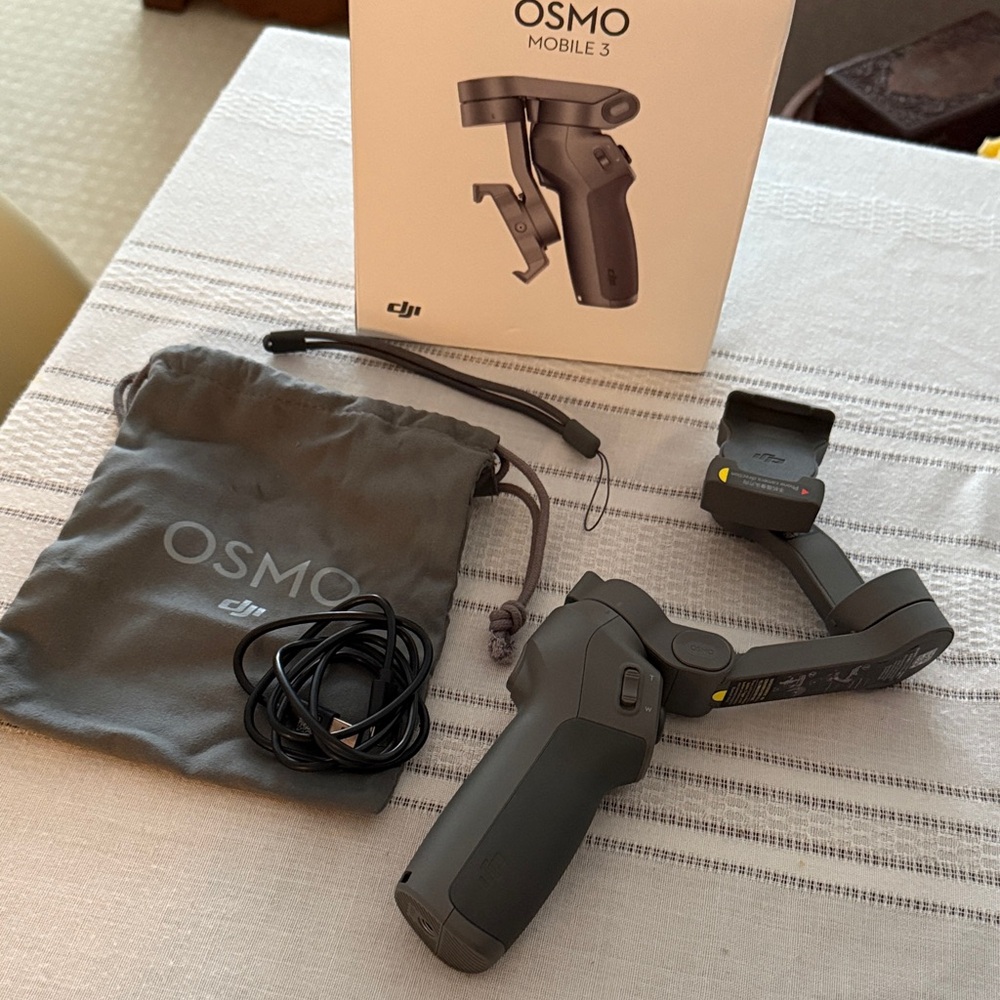 DJI Osmo Mobile 3 Gray Handheld Stabilizer